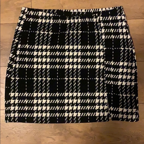 Mini skirt - Picture 1 of 4